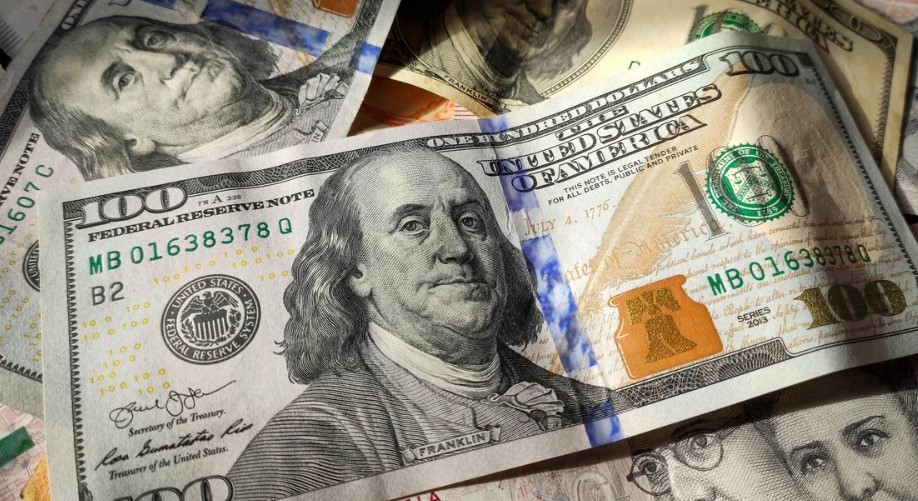 El dólar volvió a subir y se acerca al promedio de la banda de flotación | Economía