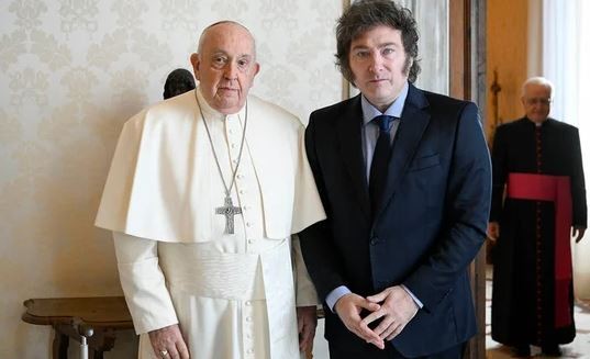 Javier Milei reveló que en su última charla le pidió "perdón" al Papa Francisco | Política