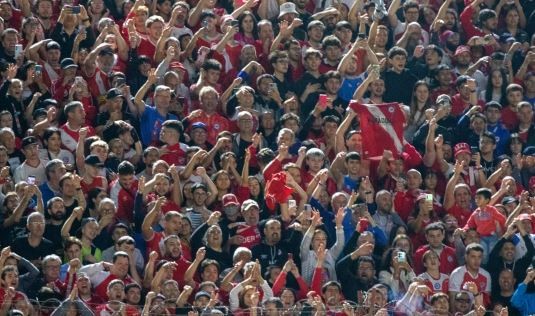 Murió un hincha de Argentinos Juniors durante el triunfo ante Instituto en La Paternal | Deportes