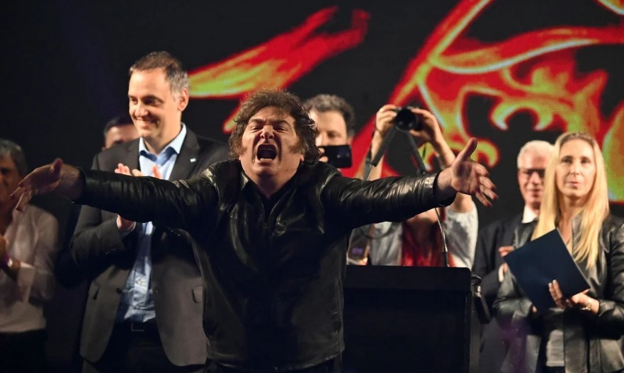 Milei encabezó el cierre de campaña de Adorni: "Los amarillos fracasados pelean el cuarto lugar" | Política