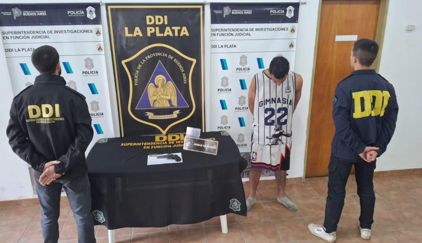 Acusado de asesinato se resistió a ser detenido con sillazos y golpes de puño | Actualidad