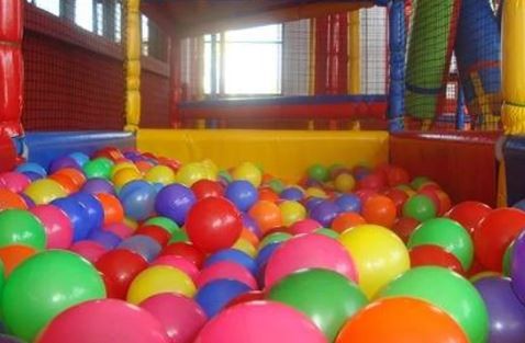 La Plata: denunciaron al dueño de un pelotero por abusar de un empleado | Actualidad