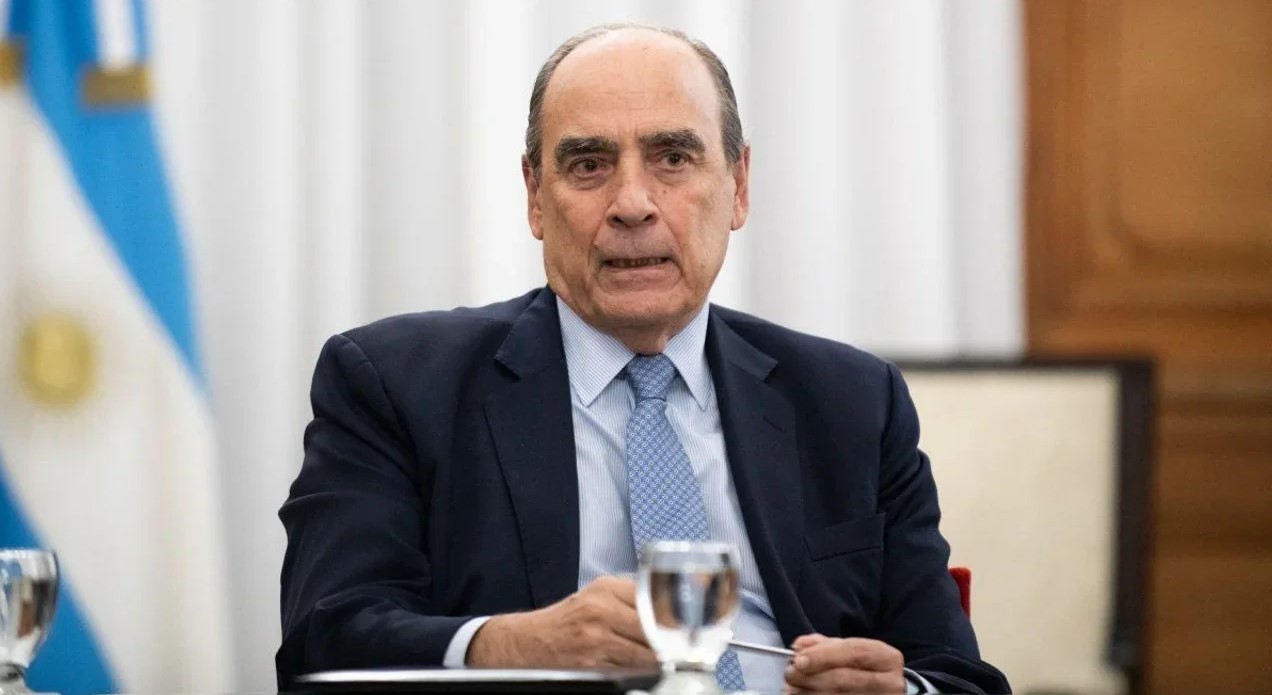 Francos anticipó que la semana próxima estará listo el proyecto que permtirá usar dólares sin declarar | Economía