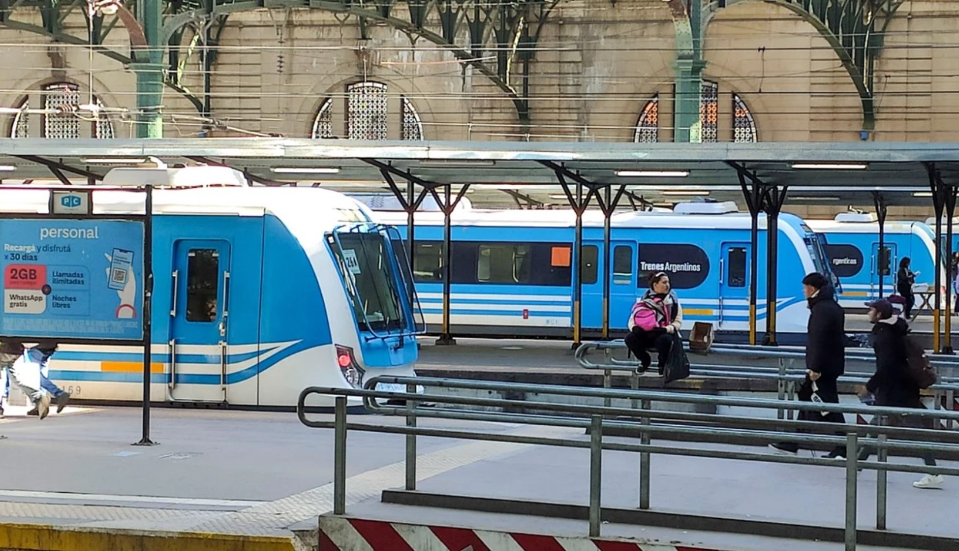 El tren Sarmiento funciona con servicio limitado: las razones | Actualidad