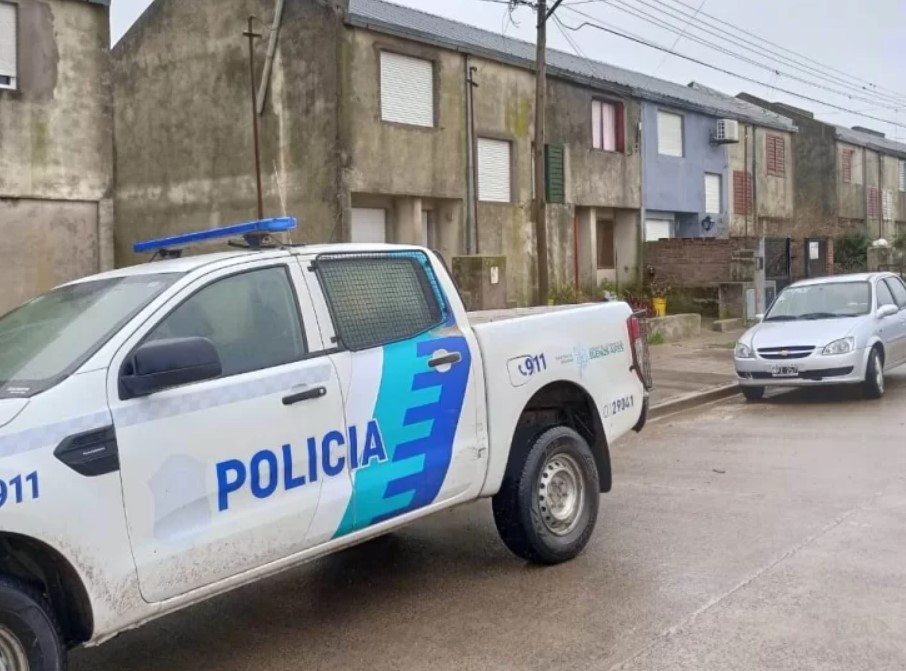 Un joven fue detenido por balear a su mamá y matar a un hombre en Lanús | Actualidad