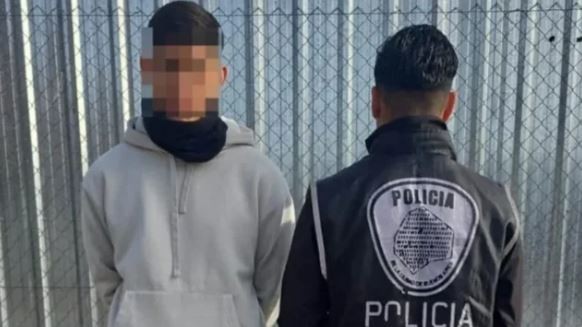 Detuvieron a jugador de Real Pilar cuando fue a ver a su equipo: era buscado por tentativa de homicidio | Actualidad