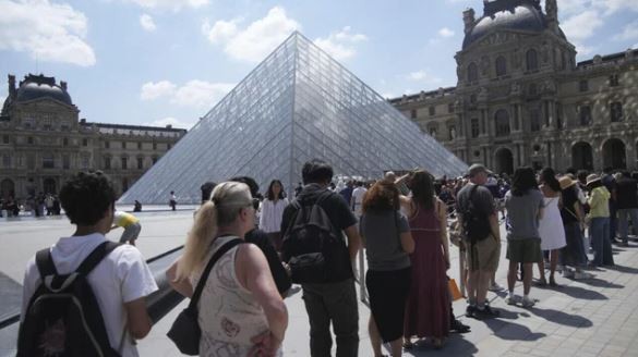 Trabajadores del Louvre de París realizaron una huelga por las pésimas condiciones laborales | Internacionales