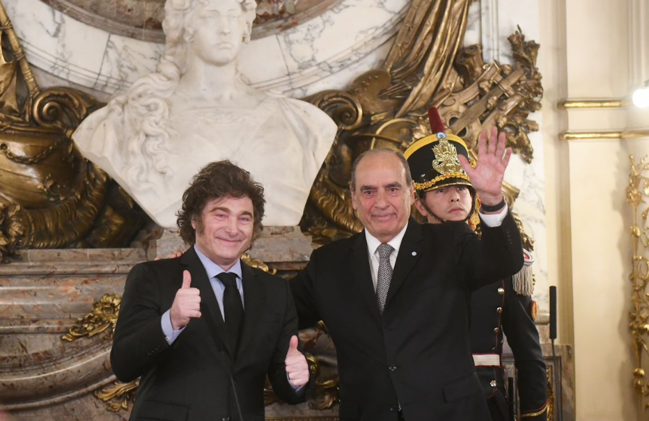 Francos: "Estoy convencido de que el Presidente va a buscar un segundo mandato" | Política