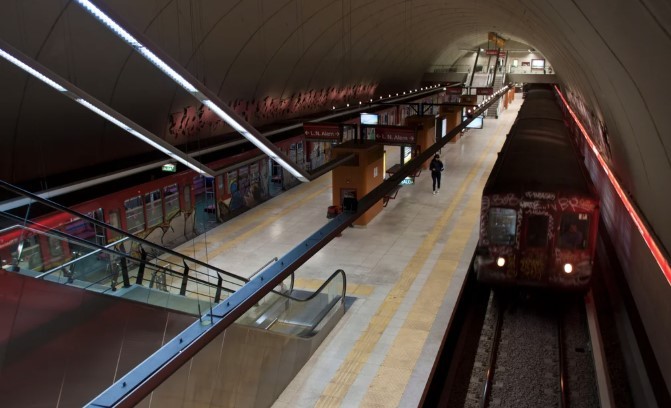 Milagro en el subte: una nena fue arrollada por una formación y fue rescatada con vida | Actualidad