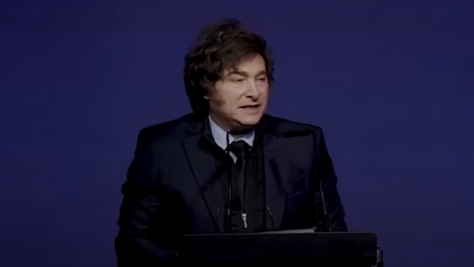 Milei relanzó la campaña en Provincia y apuntó contra Kicillof: "Pichón de Stalin" | Política