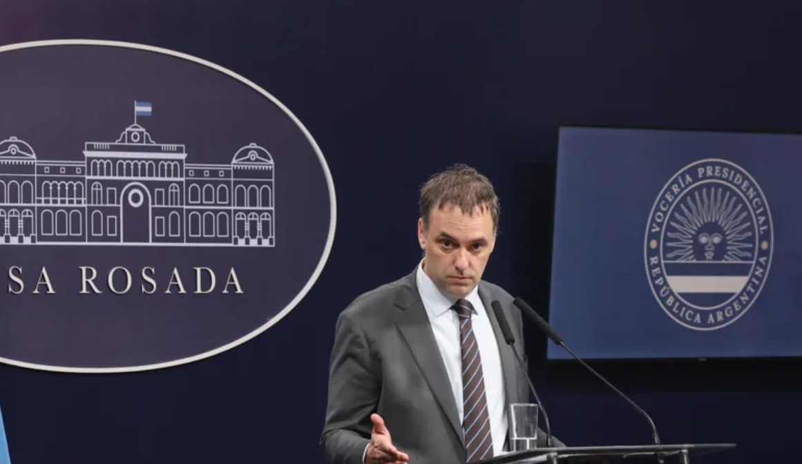 El Gobierno apelará la cautelar que suspendió la eliminación del Día del Empleado Público | Política