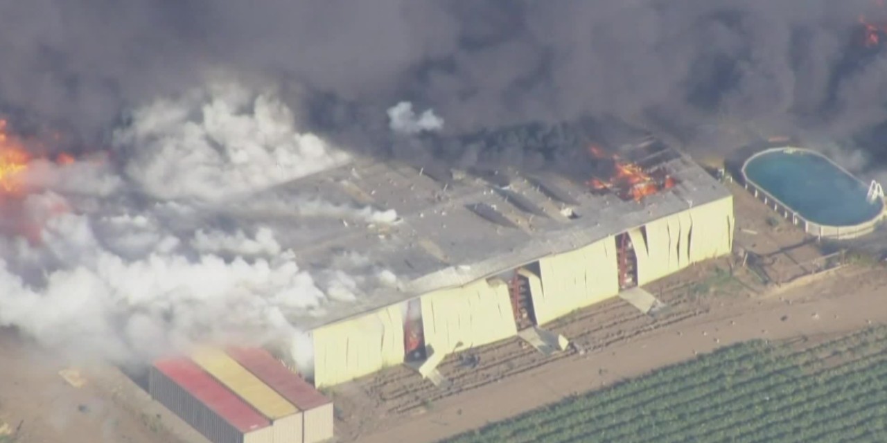 Incendios y evacuaciones en California tras una explosión en un almacén de fuegos artificiales | Internacionales