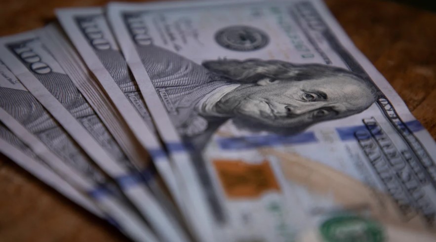 El dólar oficial subió a $1.260, el valor más alto desde la salida del cepo | Economía