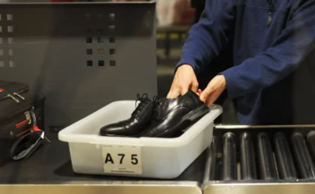 EEUU ya no exigirá a pasajeros quitarse los zapatos en controles aeroportuarios | Internacionales