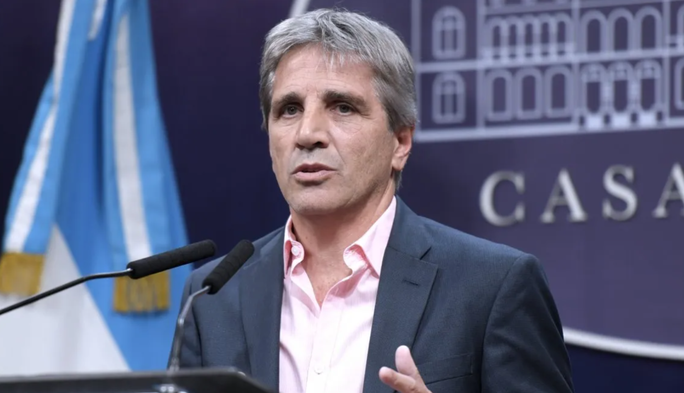 Suba del dólar: la explicación de Caputo | Economía