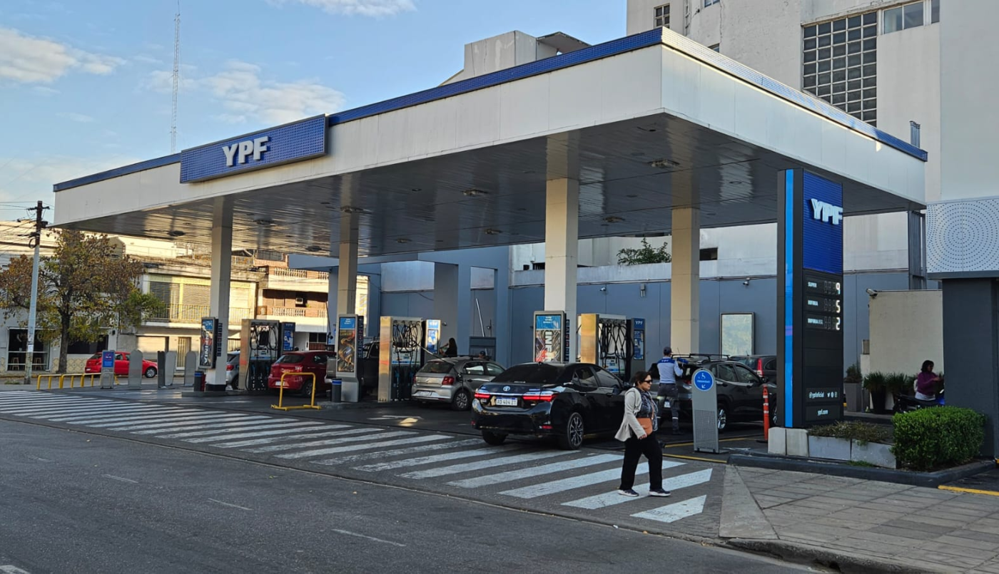 YPF aplicó un porcentaje de aumento a los combustibles desde este domingo | Economía