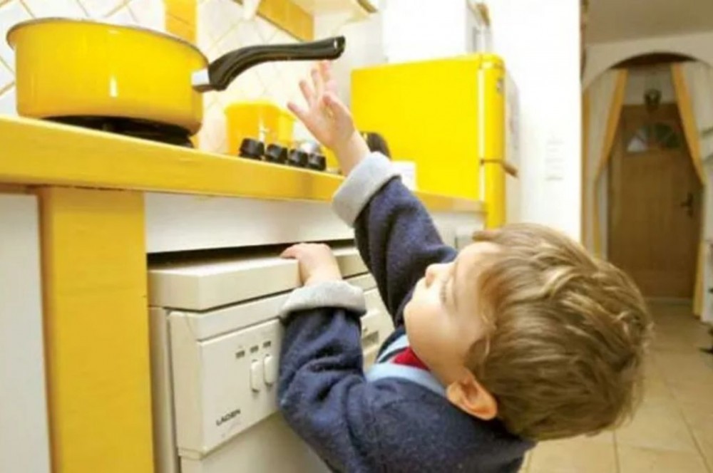 Los accidentes domésticos ocasionan unas 850.000 muertes al año en menores de 18 años | Actualidad