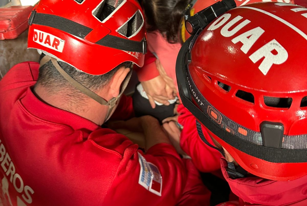 Bomberos rescataron a una niña del interior de un secarropas | Actualidad