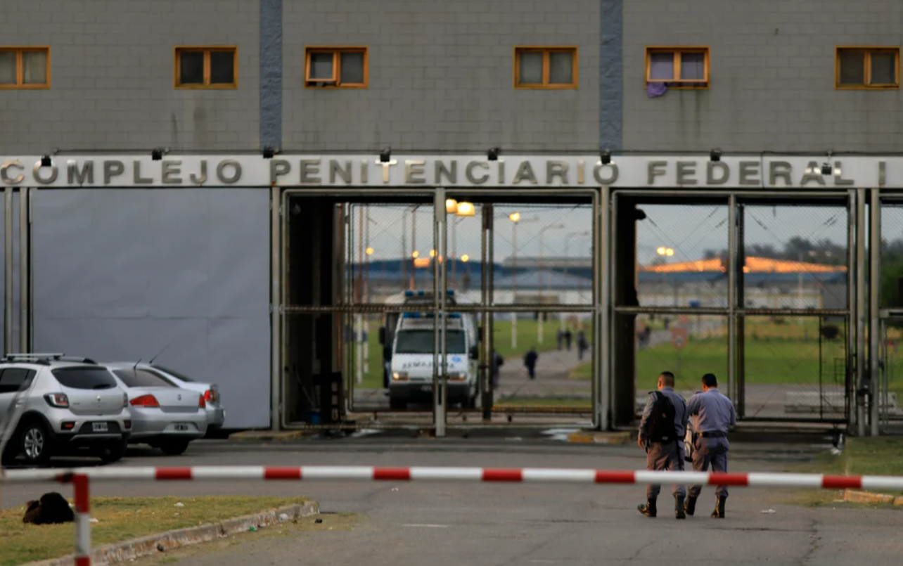 El caso que expone el horror en las cárceles: confirman que 52 penitenciarios irán a juicio por torturas | Actualidad