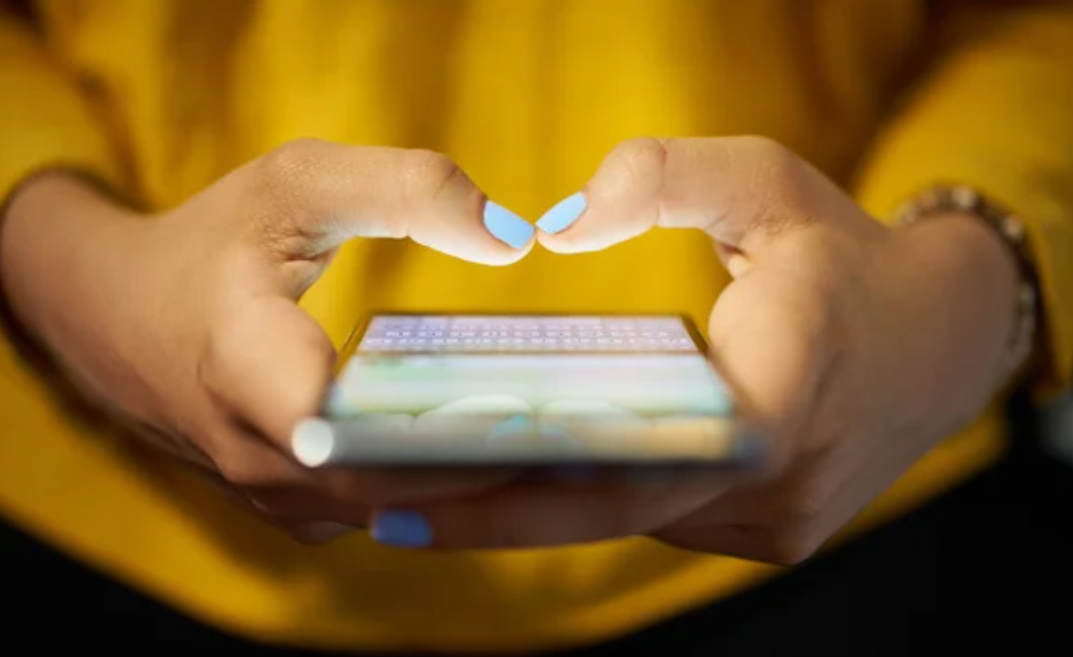 Hackers atacan aplicación donde mujeres comparten advertencias sobre hombres con los que salieron | Internacionales