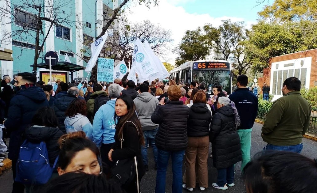 Denuncian que la “motosierra” también llegó al Hospital Naval, donde corren riesgo 500 puestos de trabajo | Actualidad