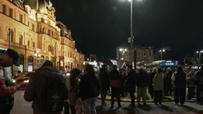 Se registran demoras y cancelaciones en ramales del Tren Roca: la situación se normalizaría este jueves | Actualidad