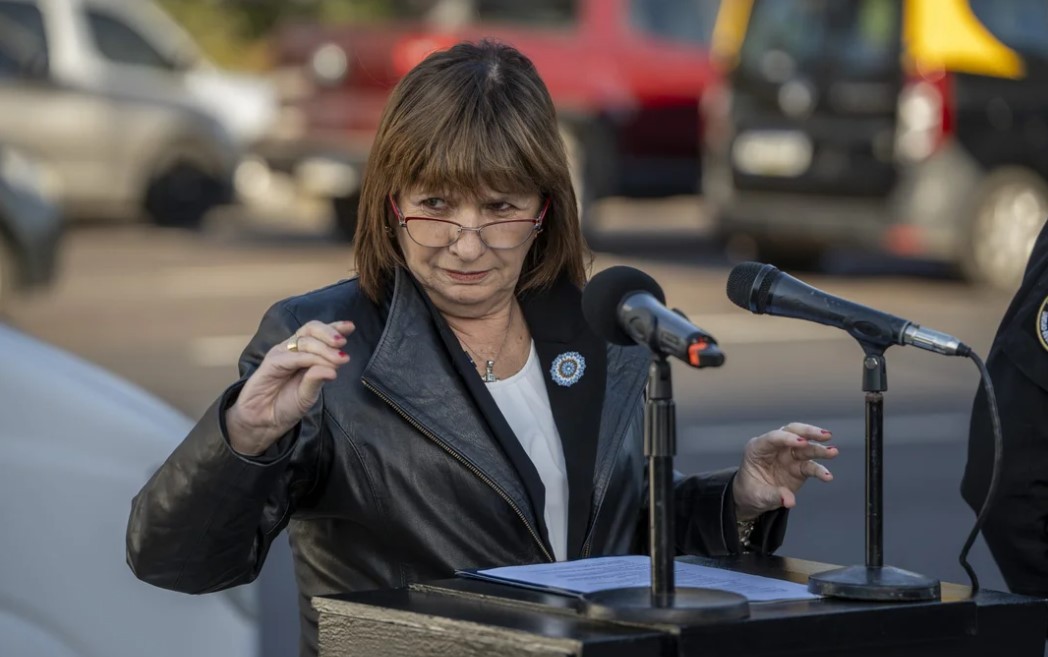 Bullrich presentó la primera misión contra una organización criminal brasileña, la más grande de Sudamérica | Política