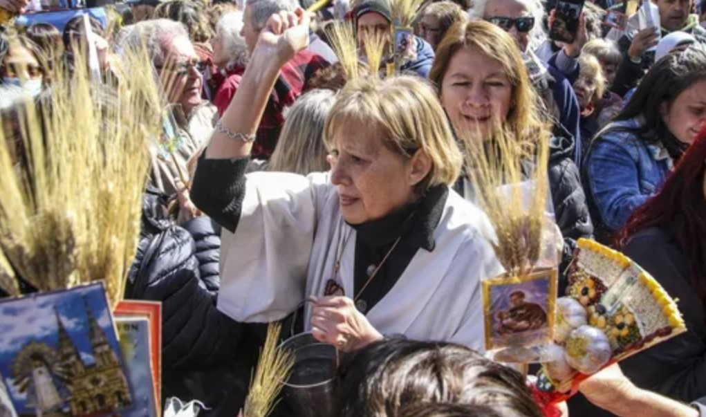 Se celebra hoy el Día de San Cayetano, patrono del pan y del trabajo | Actualidad