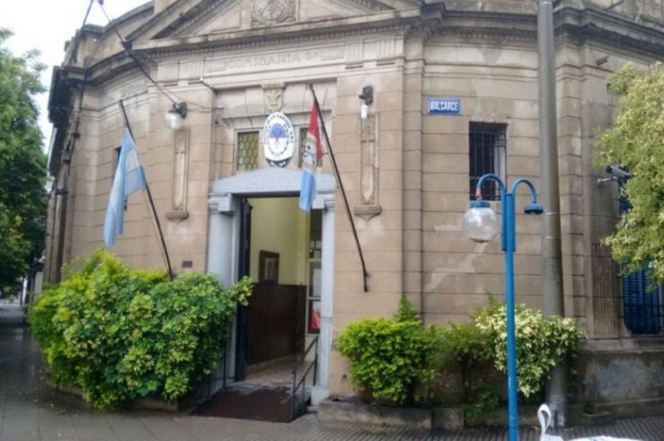 Una mujer denunció violencia de género y su agresor la siguió hasta la comisaría | Actualidad