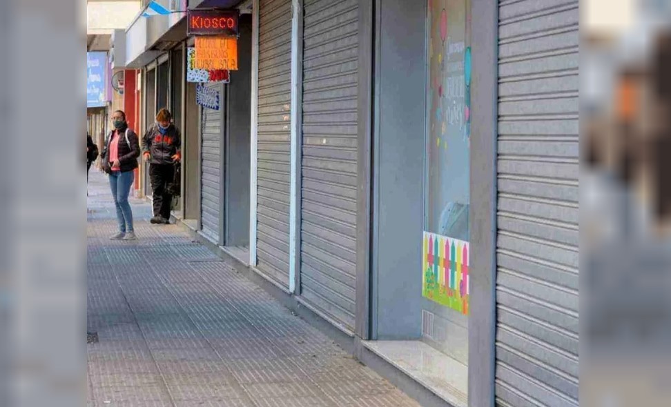 "El kiosco de barrio se desvanece": 16.000 cierres en un año sacuden al sector | Economía