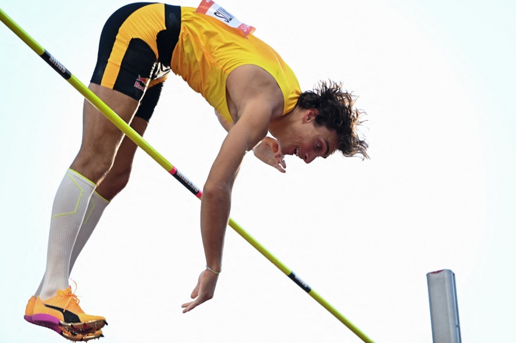 Duplantis no encuentra techo: batió su decimotercer récord del mundo de salto con garrocha | Deportes