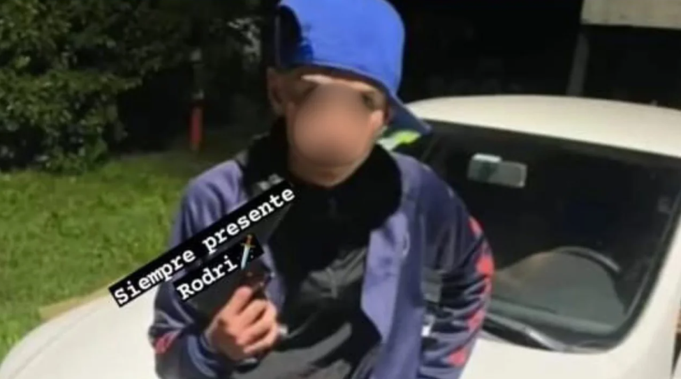 La despedida en redes al delincuente abatido por un policía en Los Hornos | Actualidad