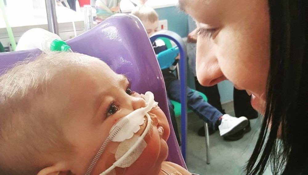 La conmovedora despedida de una madre a su hijo que murió en sus brazos | Curiosidades