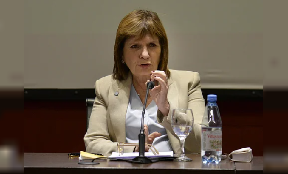 Bullrich trató de "inútil" a Kicillof por los graves incidentes en la cancha de Independiente | Política