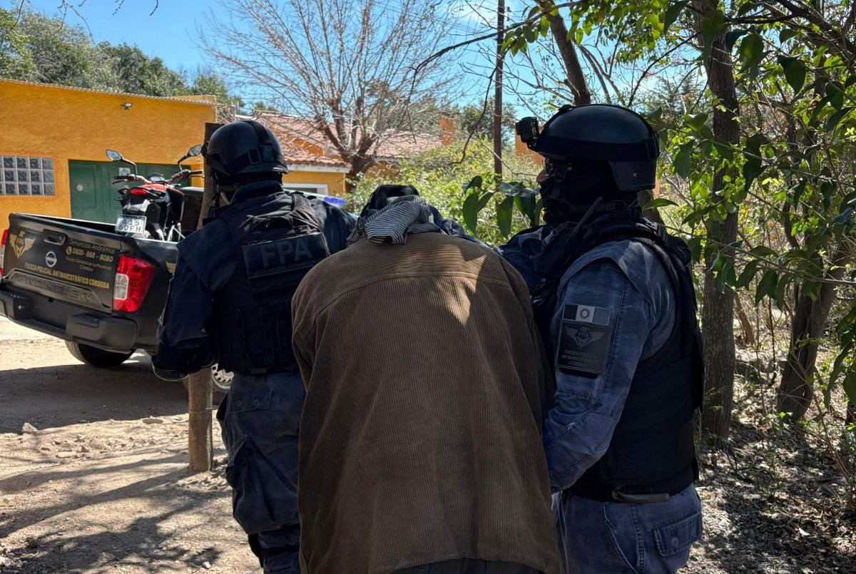 Detuvieron a un veterinario que regalaba drogas a menores de edad en Córdoba | Actualidad