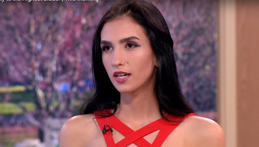 La historia de la chica que vende su virginidad para estudiar en Oxford | Curiosidades