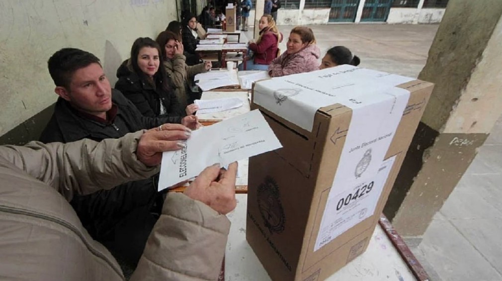 La Junta Electoral bonaerense fijó pautas del escrutinio provisorio: los resultados se conocerán desde las 21 | Política