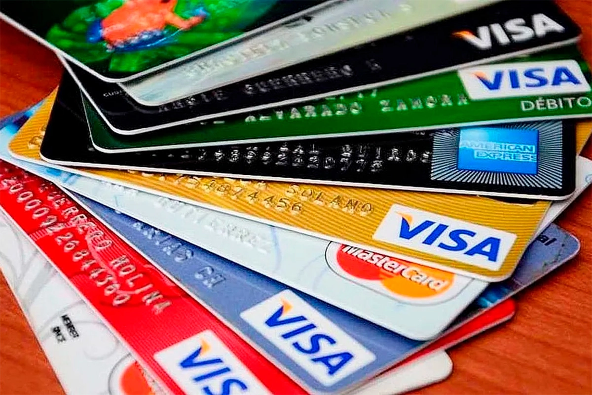 Crecen las deudas con tarjetas y billeteras virtuales: alertan por "mora récord" | Economía