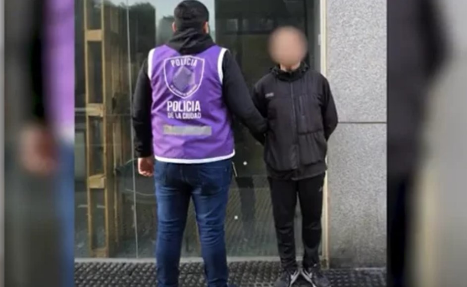 Estaba prófugo por abusar sexualmente de la hija de su ex mujer y fue detenido | Actualidad