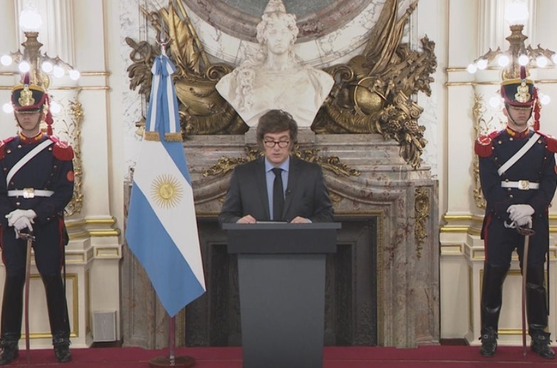 El día que Milei habló sin exabruptos: análisis de su imagen pública | Política