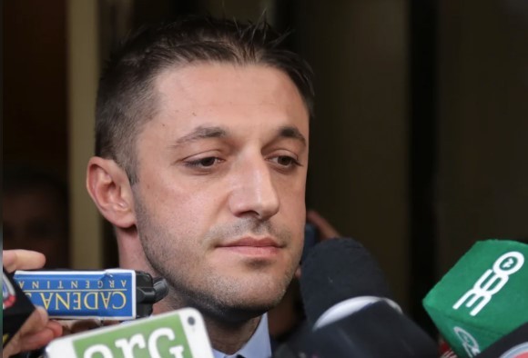 Procesaron y embargaron a Matías Morla y a las hermanas de Maradona en la causa de las marcas | Actualidad