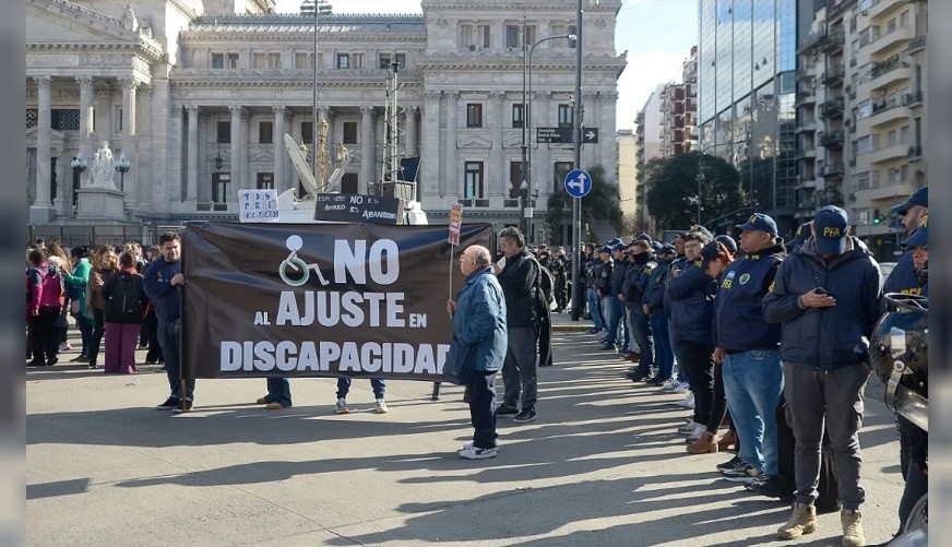 Emergencia en Discapacidad: el Gobierno promulgó la ley pero pidió al Congreso asignar fondos | Política