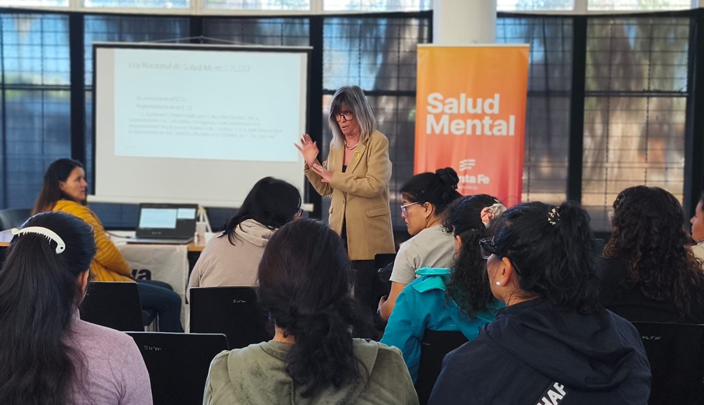 Santa Fe capacita a acompañantes que trabajan con jóvenes en la prevención del suicidio | Actualidad