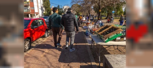 Parque Saavedra: desalojaron a manteros que vendían de manera ilegal | Actualidad