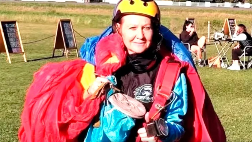 Horror en Miramar: una mujer murió al fallar su paracaídas cuando se tiró desde una avioneta | Actualidad