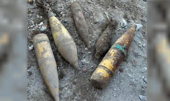 Córdoba: remodelaba su casa y encontró cinco artefactos explosivos enterrados | Actualidad