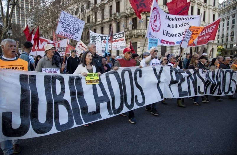 Los jubilados volverán a marchar este miércoles junto a las dos CTA | Actualidad