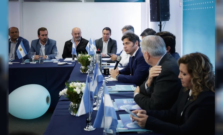 Axel Kicillof respaldó a los intendentes en plena campaña: “Juegan un papel fundamental" | Política