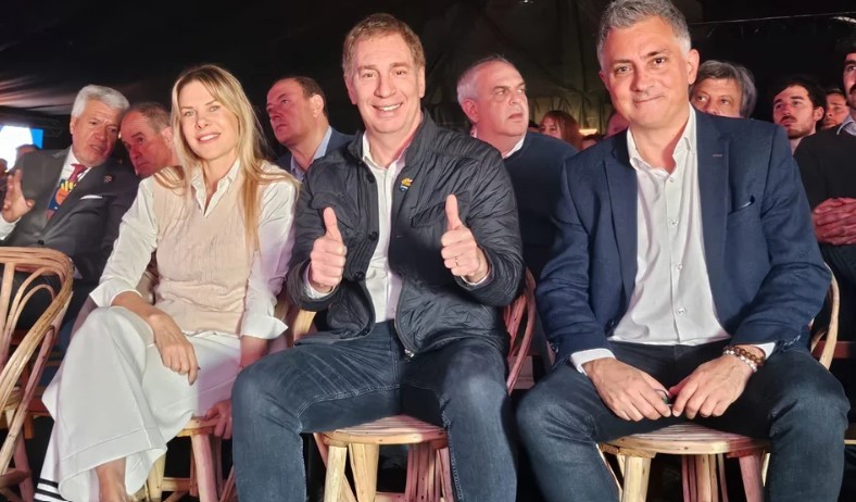 La fiscalía dictaminó que corresponde que Karen Reichardt encabece la boleta de LLA y no Santilli | Política