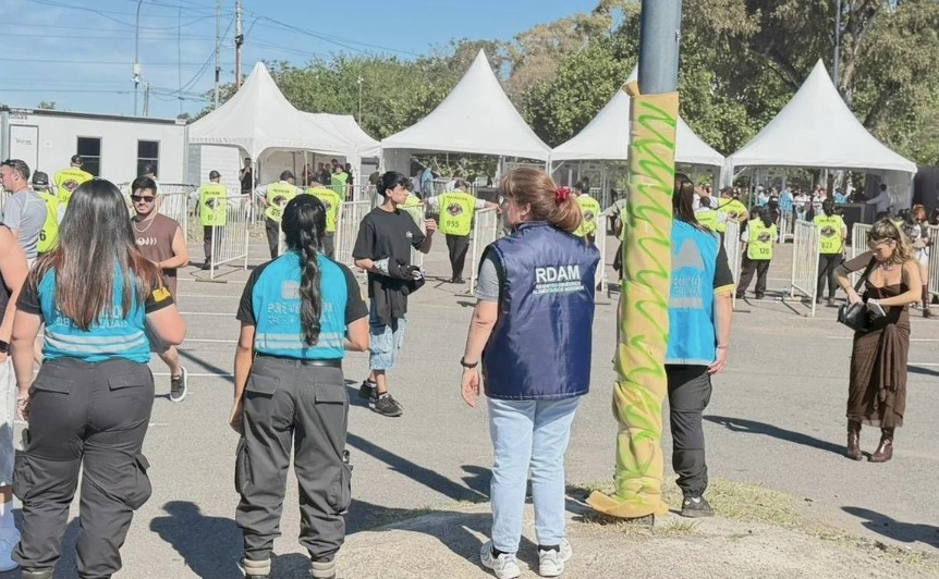 Cinco deudores alimentarios morosos no pudieron ingresar a la Creamfields | Actualidad